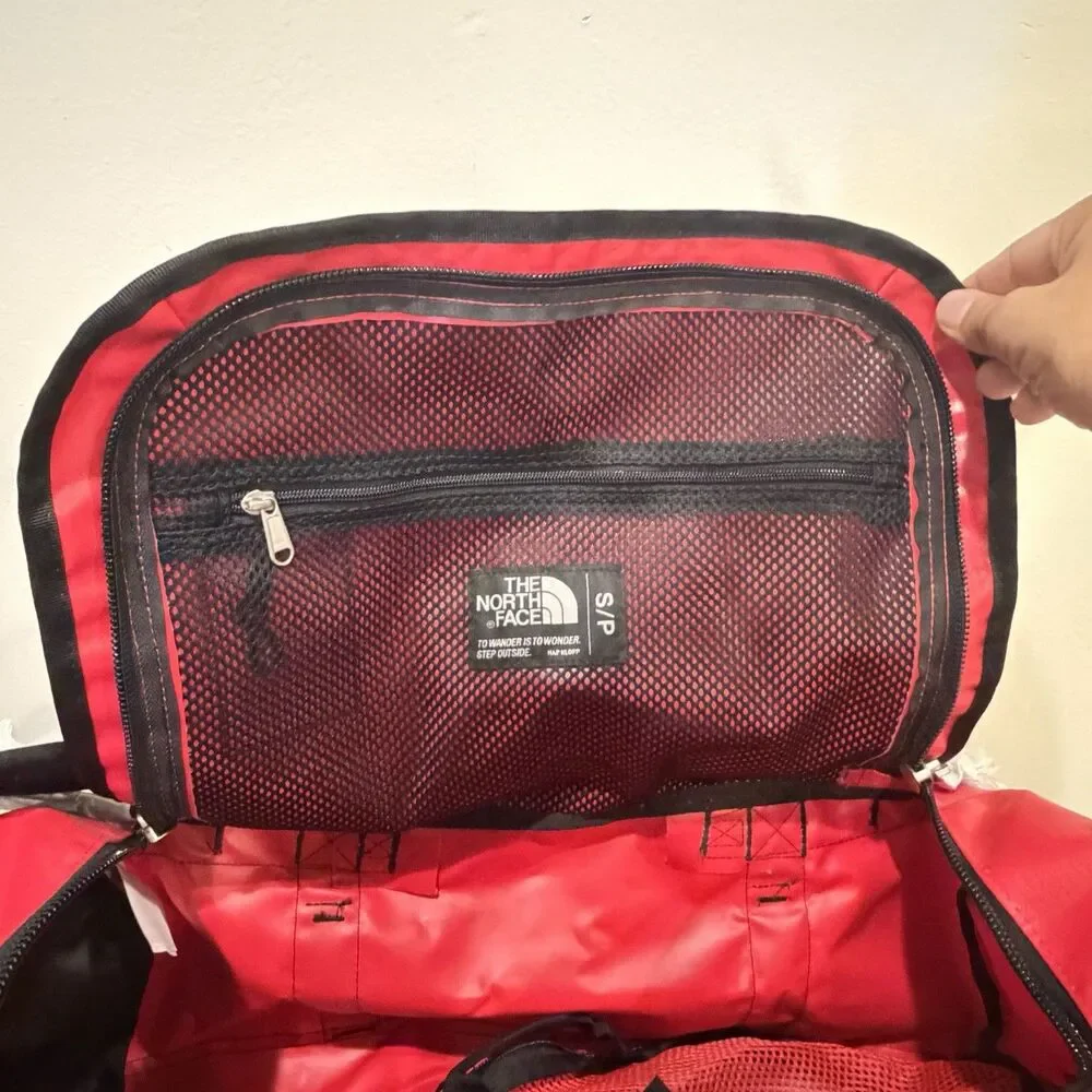 The North Face Small Base Camp Duffel 50L Carry-On Friendly Red/Black - NEW Read